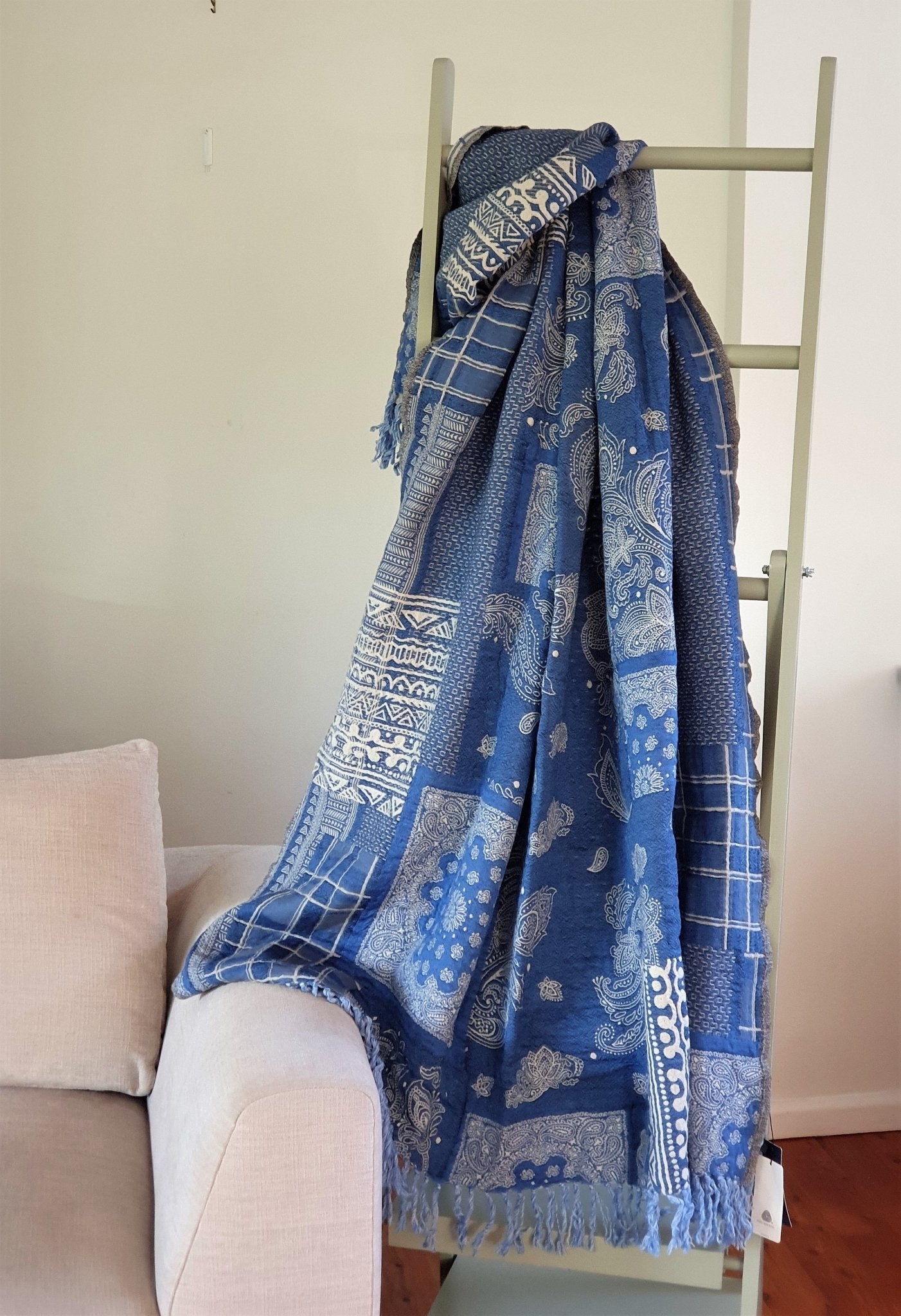 #australianmerinowoolshawls #scarves #apparel