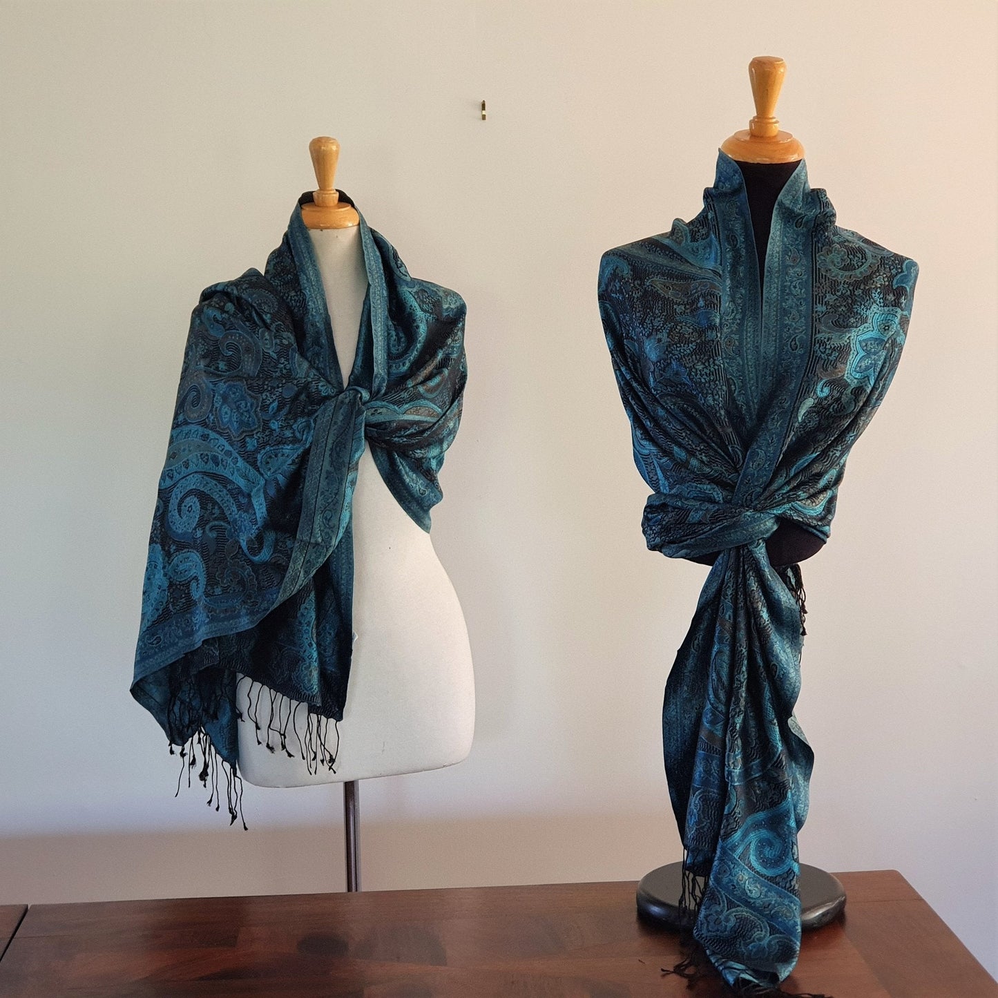 #australianmerinowoolshawls #scarves #apparel