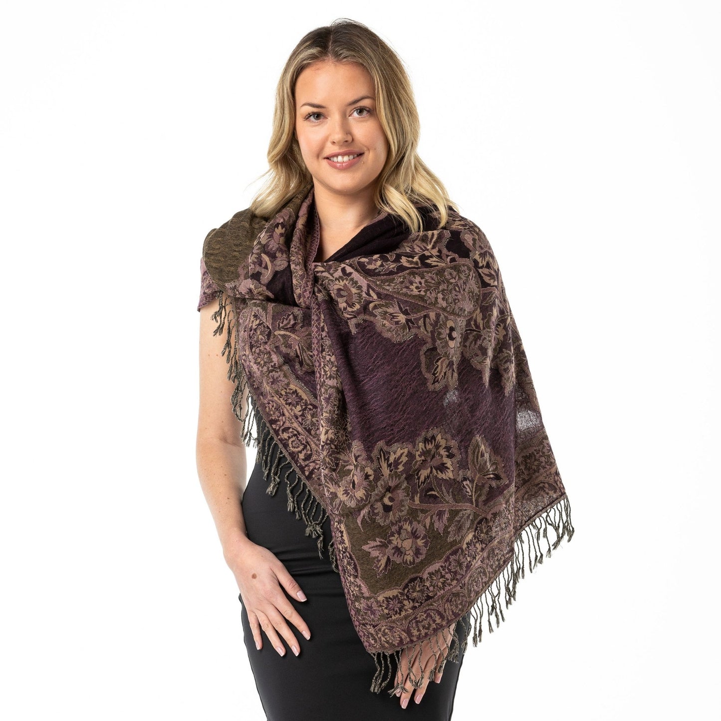 #australianmerinowoolshawls #scarves #apparel