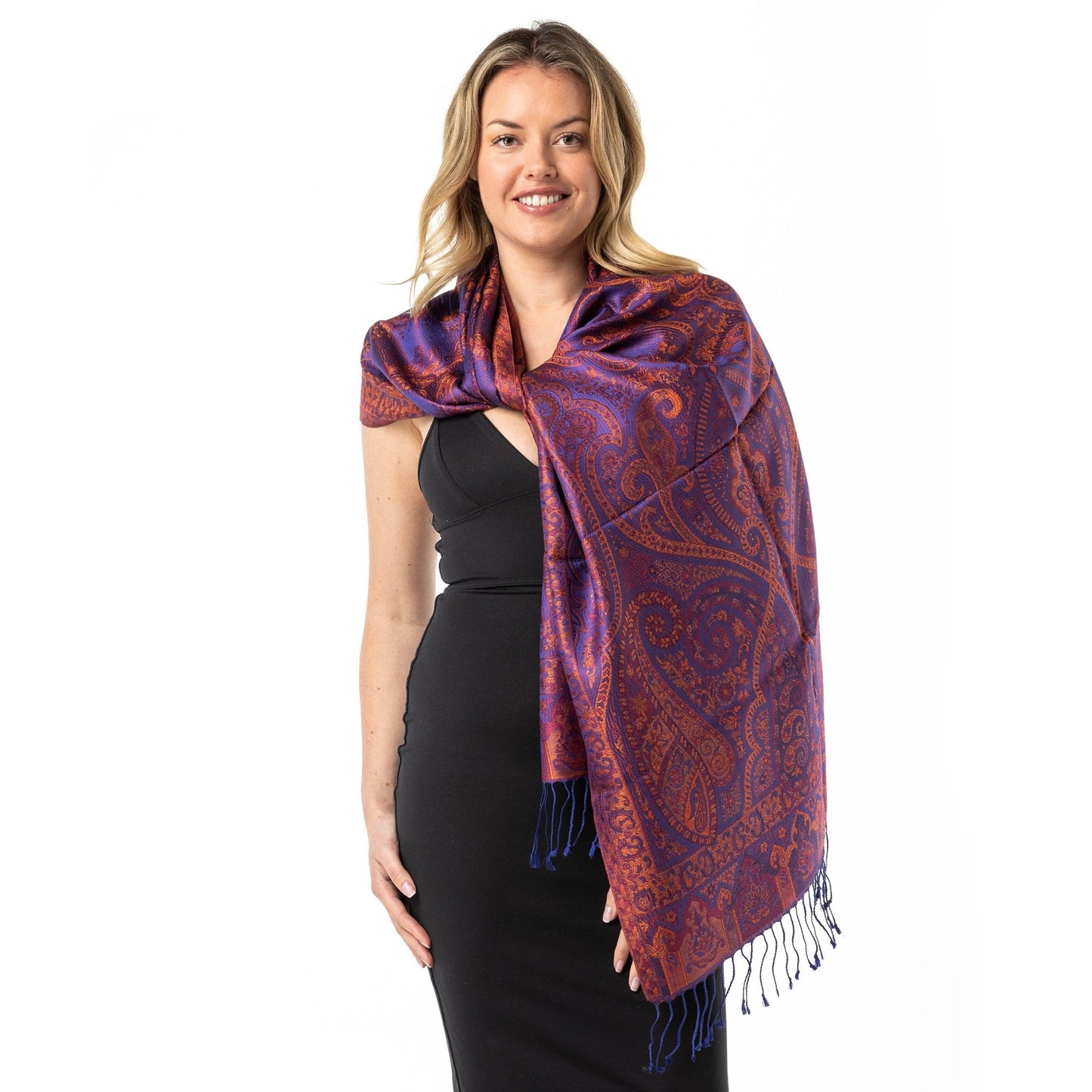 #australianmerinowoolshawls #scarves #apparel