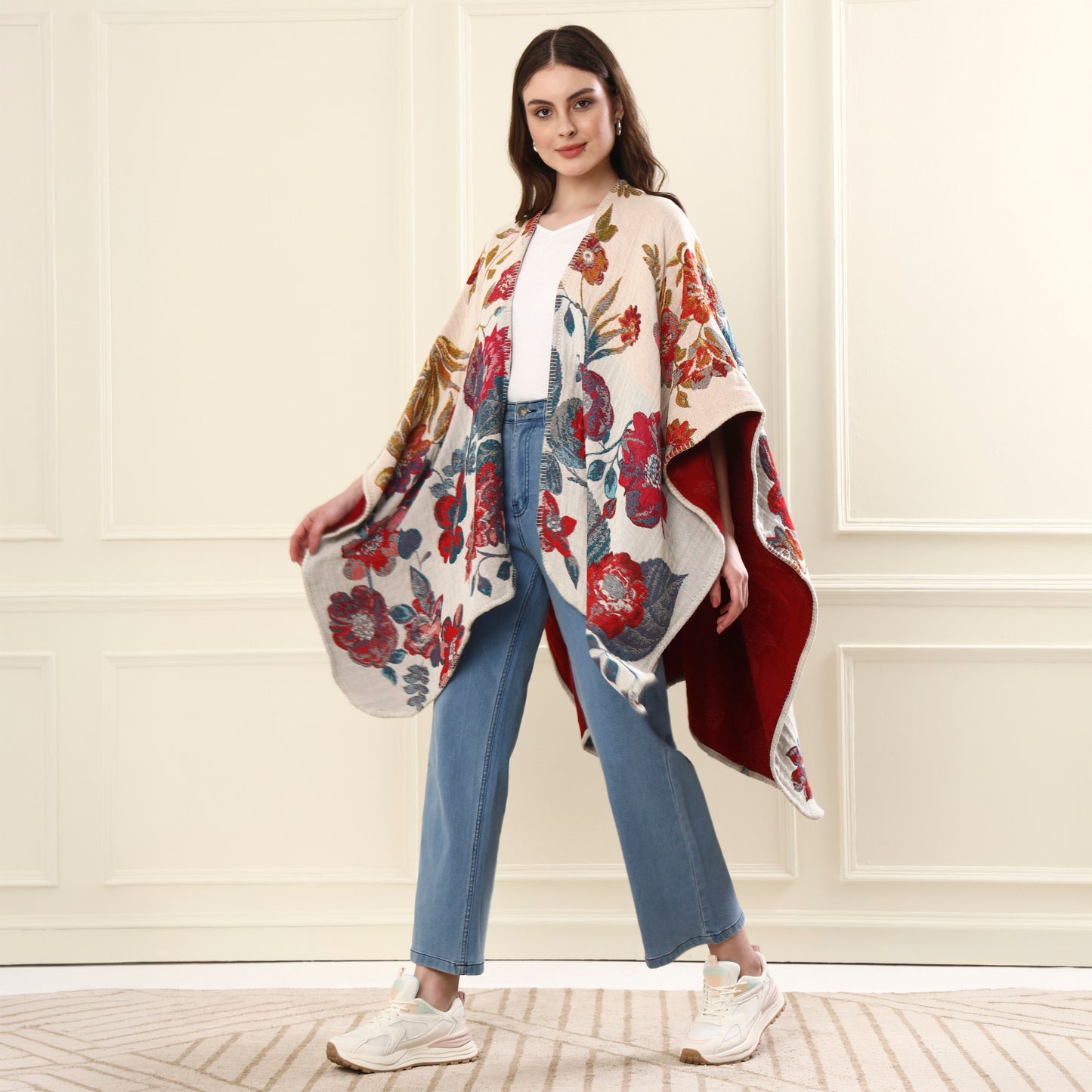 Capes & Ruanas Deep Red