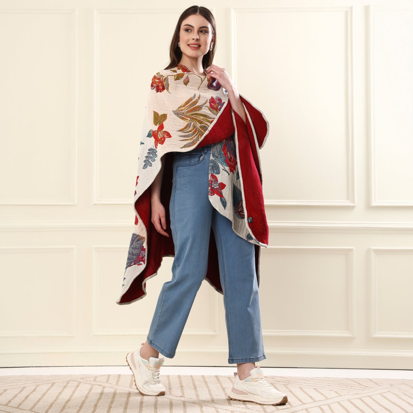 Capes & Ruanas Deep Red