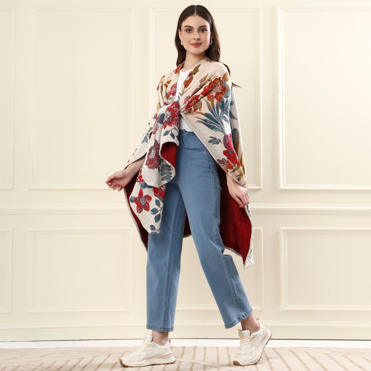 Capes & Ruanas Deep Red