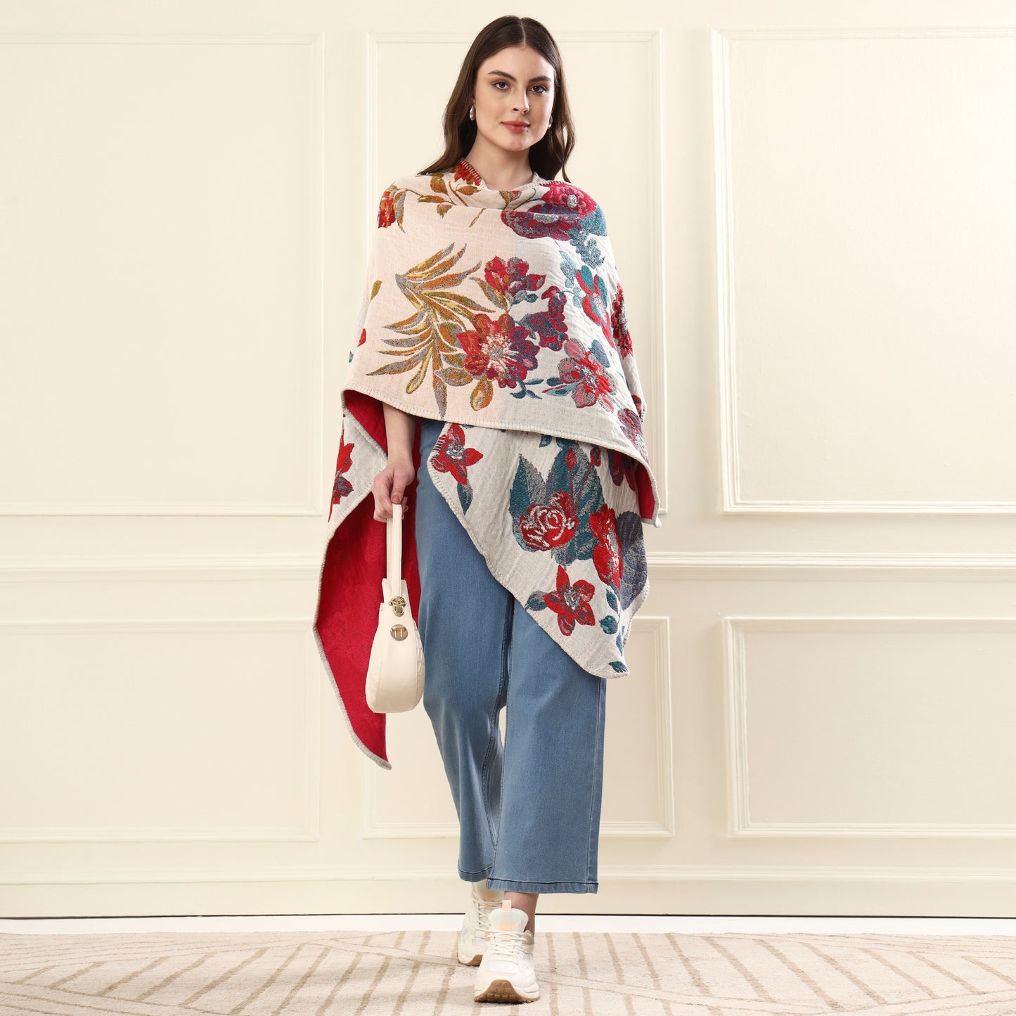 Capes & Ruanas Pink