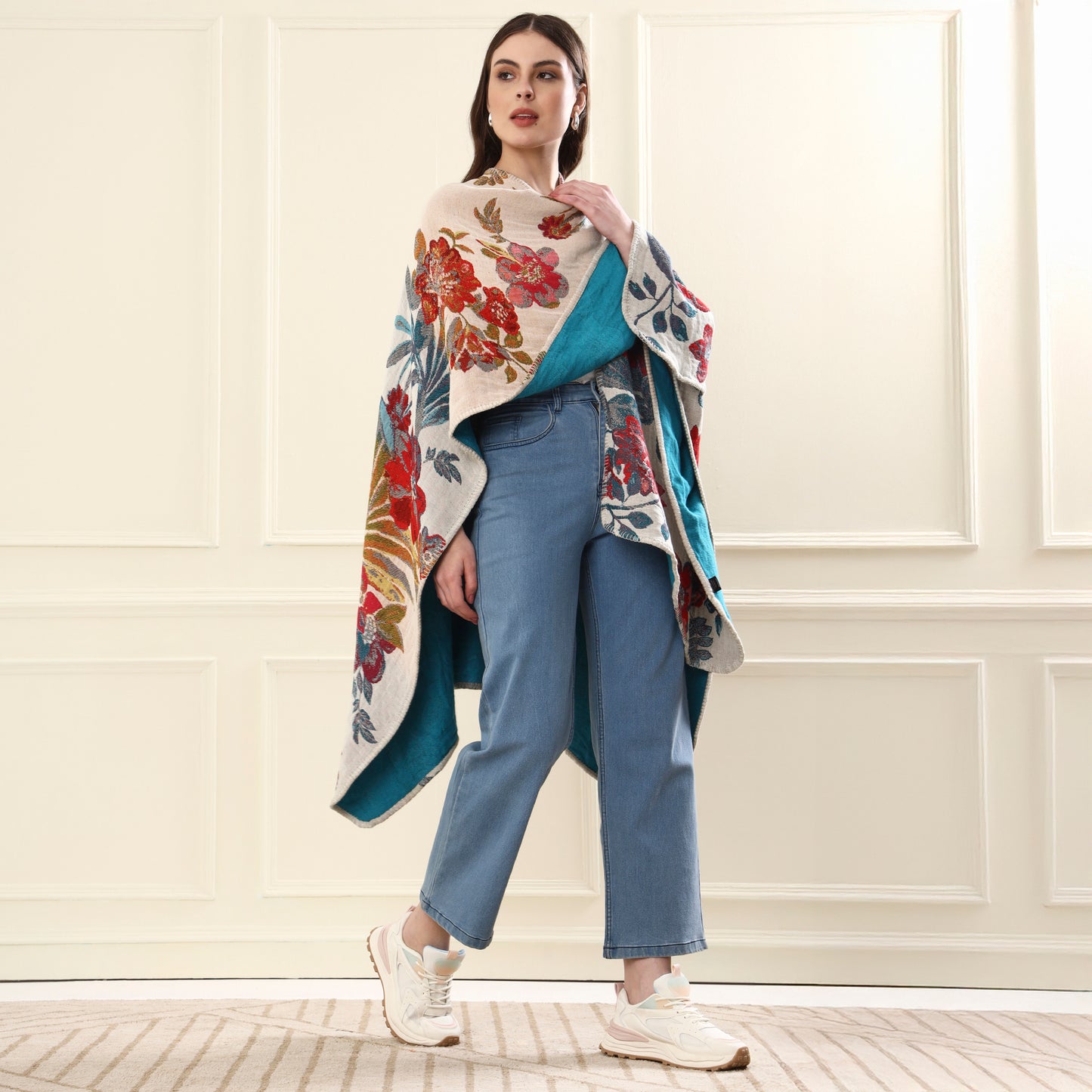 Capes & Ruanas Turquoise